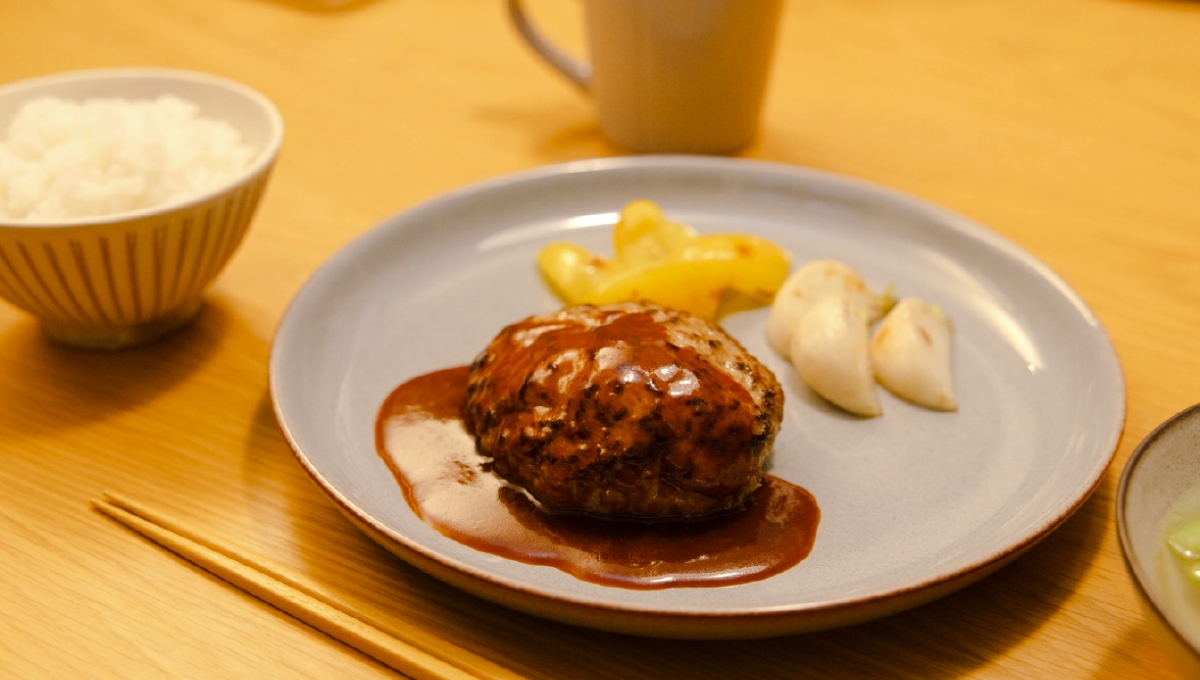 牛ひき肉のハンバーグ